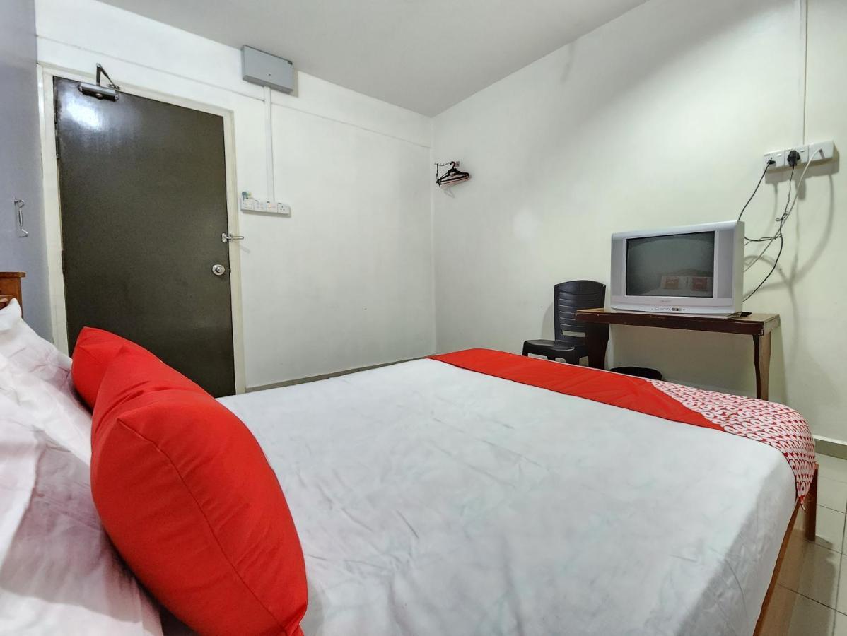 Oyo 90743 Hotel Ban Cheong Kangar Ngoại thất bức ảnh