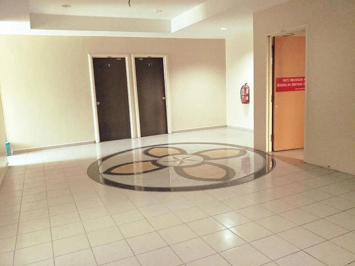 Oyo 90743 Hotel Ban Cheong Kangar Ngoại thất bức ảnh