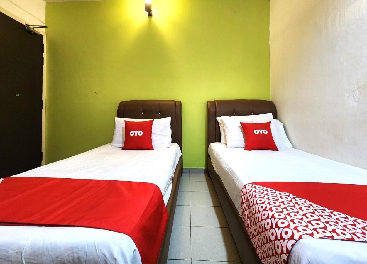 Oyo 90743 Hotel Ban Cheong Kangar Ngoại thất bức ảnh