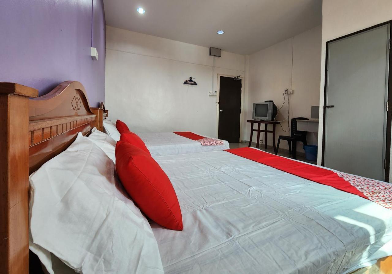 Oyo 90743 Hotel Ban Cheong Kangar Ngoại thất bức ảnh